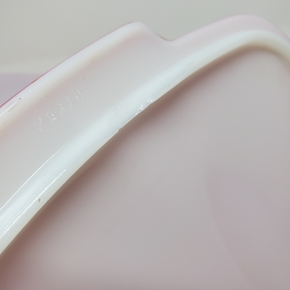 VTG Pyrex Red Square Hostess Bowls w/ Lids; 525 2.5qt. and 515 1.5qt - Picture 7 of 7